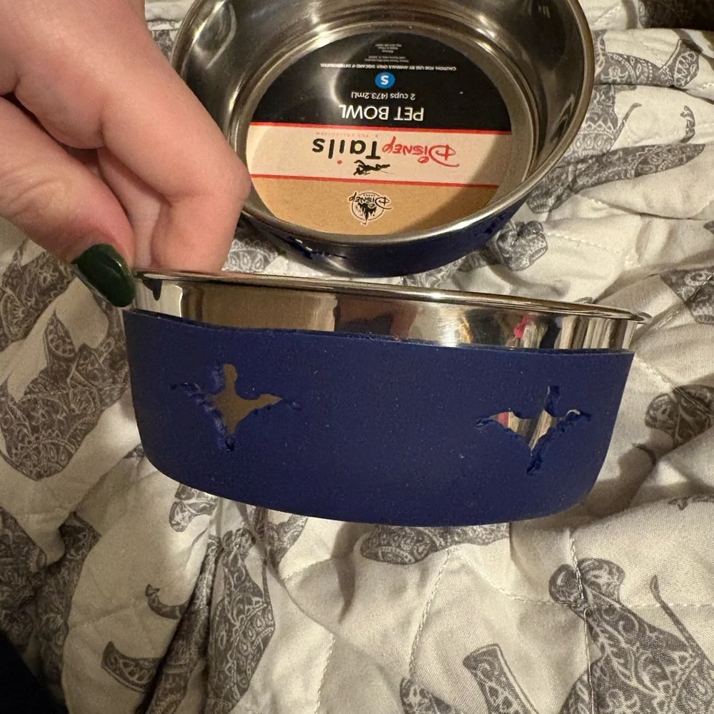 Disney Tails Pet Bowl with Black and Red Accents (2)